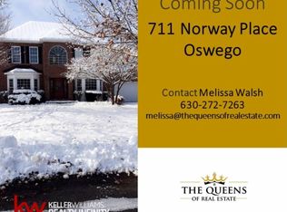 711 Norway Pl, Oswego, IL 60543