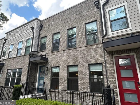 2035 Holtz Ln NW, Atlanta, GA 30318