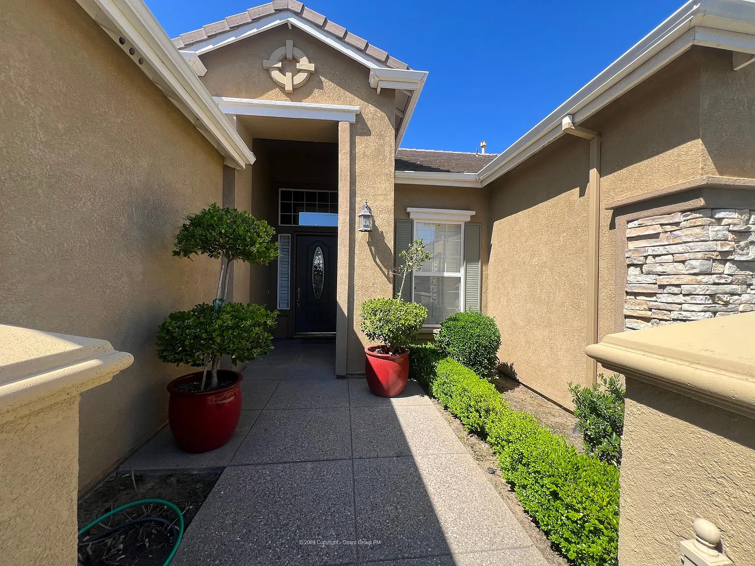 3 bed, 1849 sqft, $2,850 — Photo 3