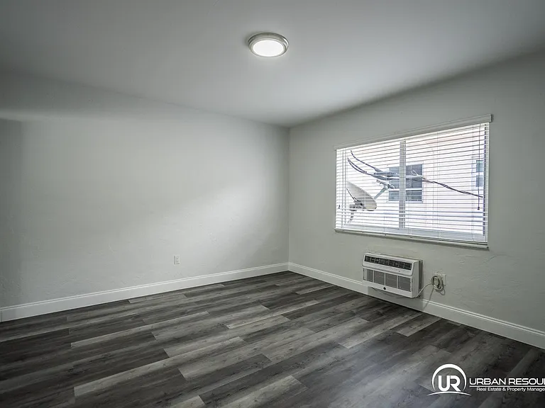 7911 Abbott Ave #7 — Photo 9