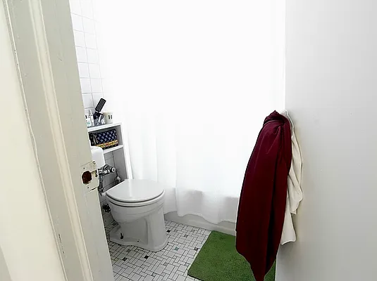 Rented by Ot Demesne LLC | media 13