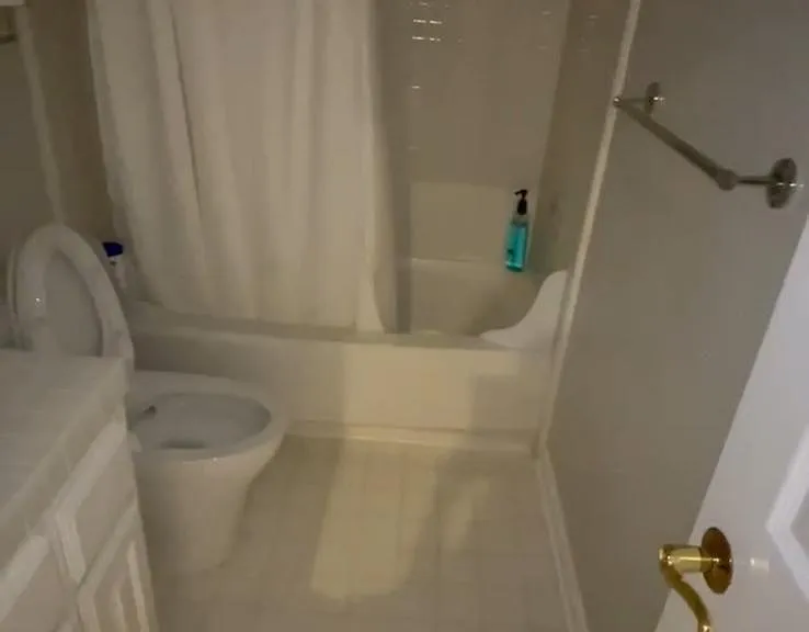 522 Porpoise Bay Ter #B — Photo 18