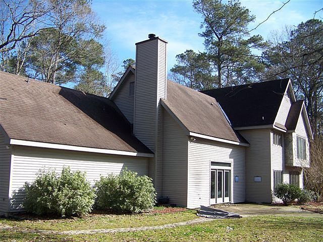 2nd image of 1409 Hidden Acres Dr