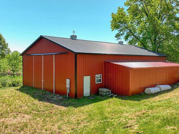 2nd image of 11967 Hanover Rd