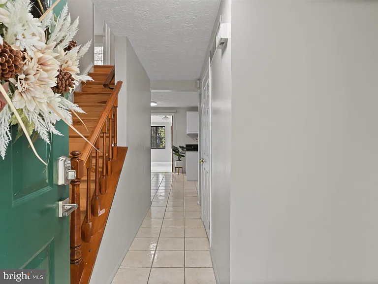 8463 Monarch Ct — Photo 6
