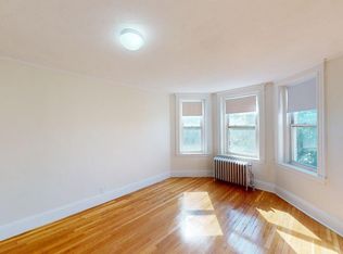 231 Park Dr UNIT 93E, Boston, MA 02215