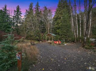 37713 State Route 706 E, Ashford, WA 98304