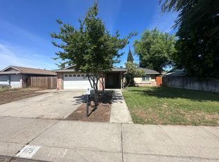 1175 E Edison St, Manteca, CA 95336