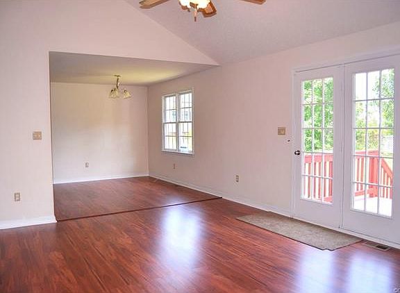 3rd image of 5706 Koufax Dr