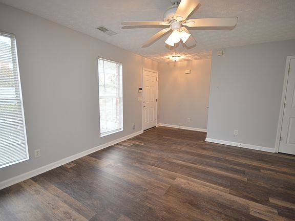 4th image of 7741 Bernardo Dr