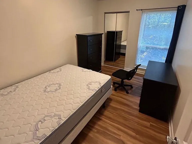 1336 Bradley Dr — Photo 14