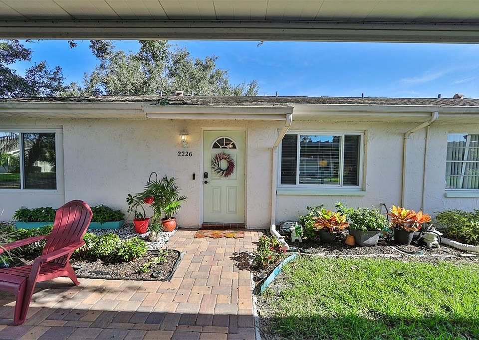 1st image of 2226 Greenhaven Dr #2226