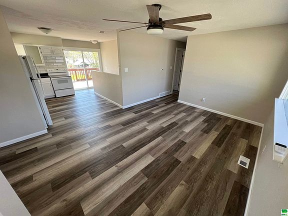 4th image of 3008 S Cornelia St
