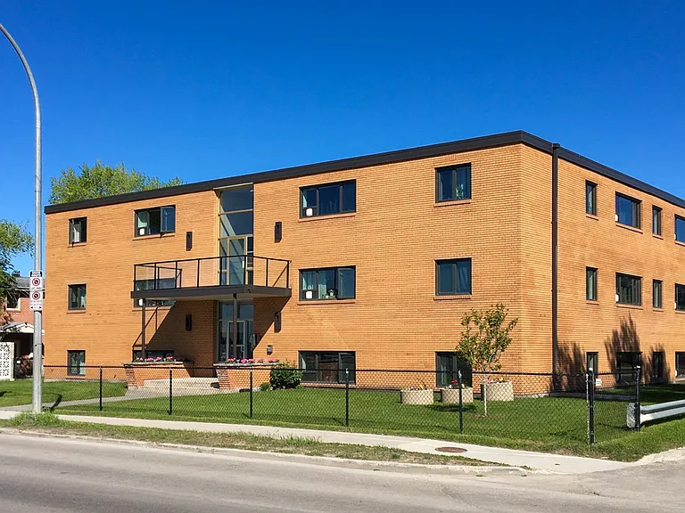 1051 Taylor Ave — Photo 2