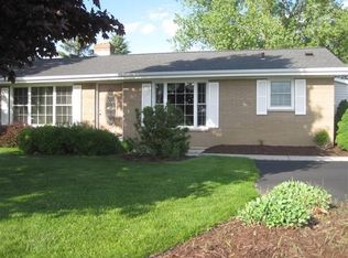 2105 N 8th St, Manitowoc, WI 54220