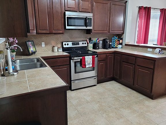 3rd image of 195 Imperial Saint Landry Ave