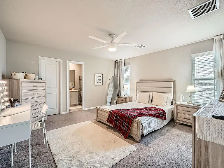 17233 Casanova Ave — Photo 9