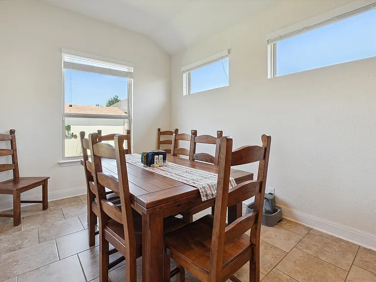 1614 Sun Canyon Blvd — Photo 9