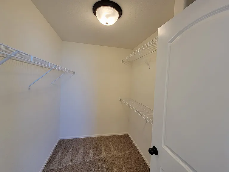1823 Abundance Dr — Photo 12