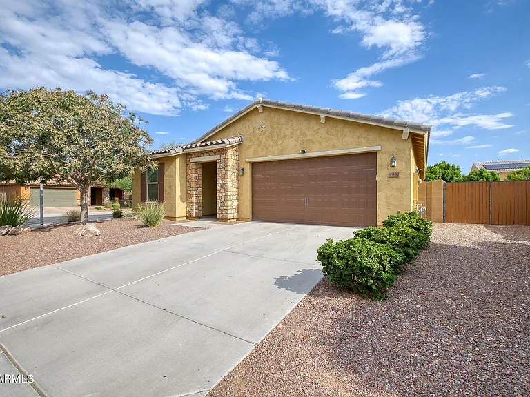9937 W Andrea Dr — Photo 3