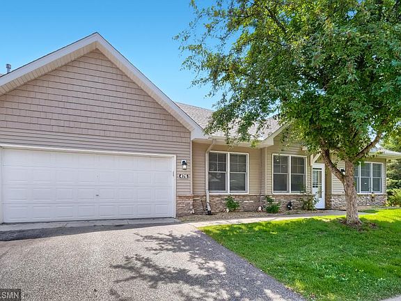 3rd image of 476 Hayes Dr #65