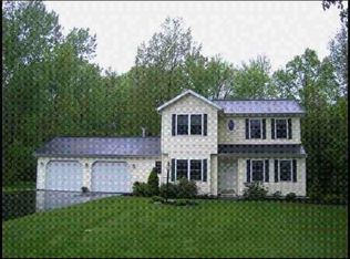 9 Cottonwood Ct, Ballston Lake, NY 12019