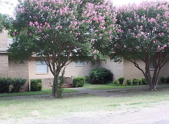 2nd image of 301 N Fordyce St