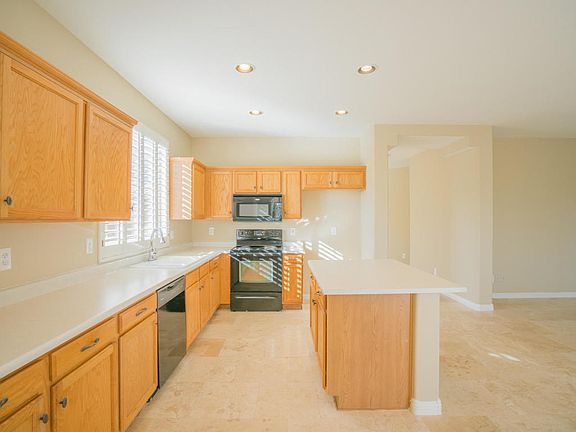 3rd image of 17505 W Canyon Ln