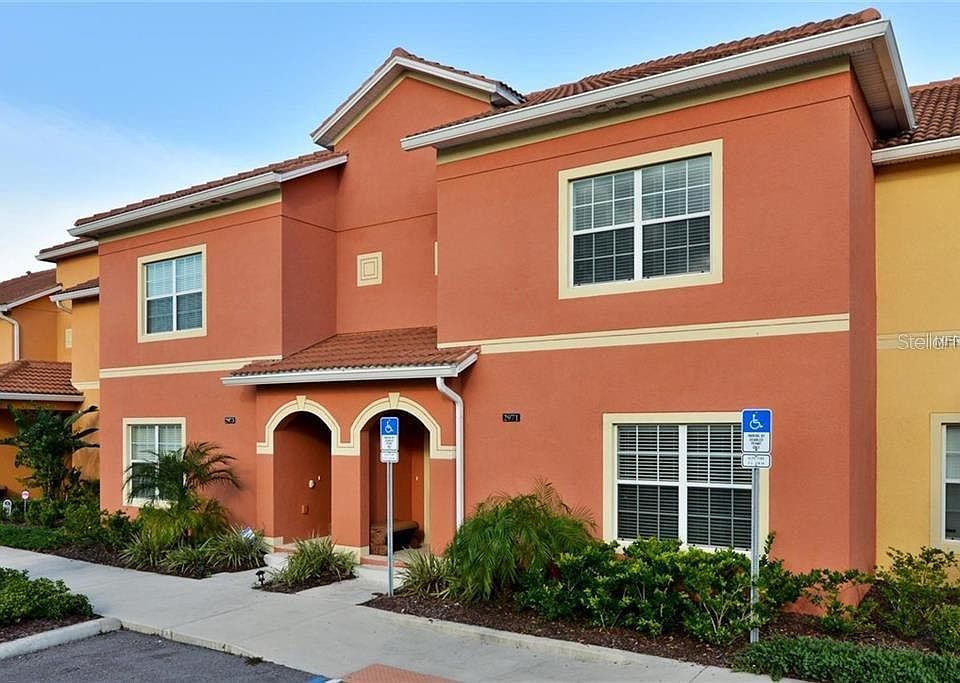 1st image of 2971 Banana Palm Dr