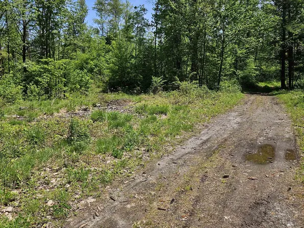 00 River Road, Weare, NH 03281
