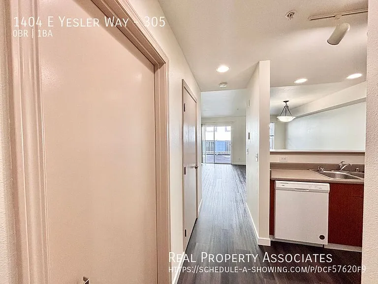 Yesler Way — Photo 9