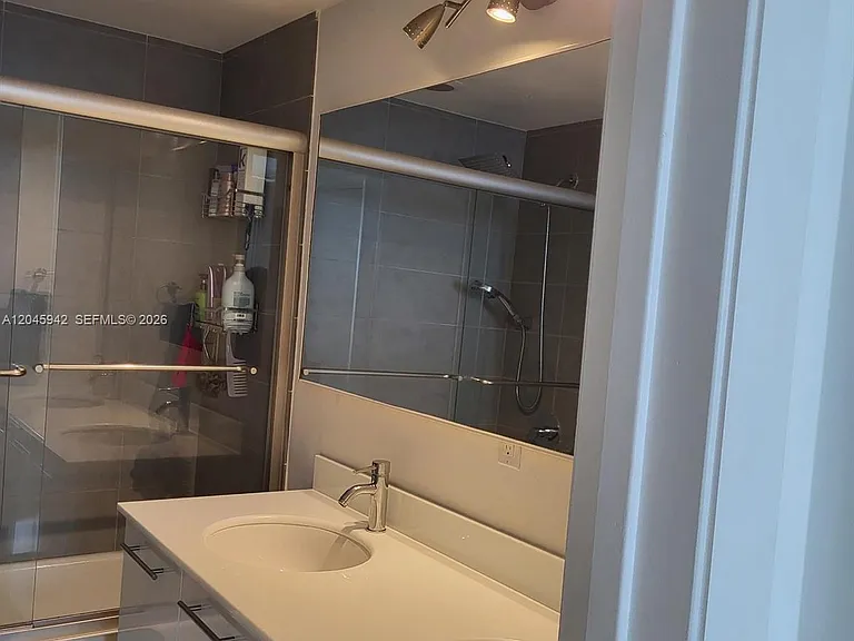 92 SW 3rd St #3207 — Photo 3