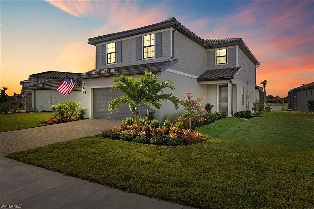 4 bed, 3.0 bath, 2615 sqft, $11,000 — Photo 1