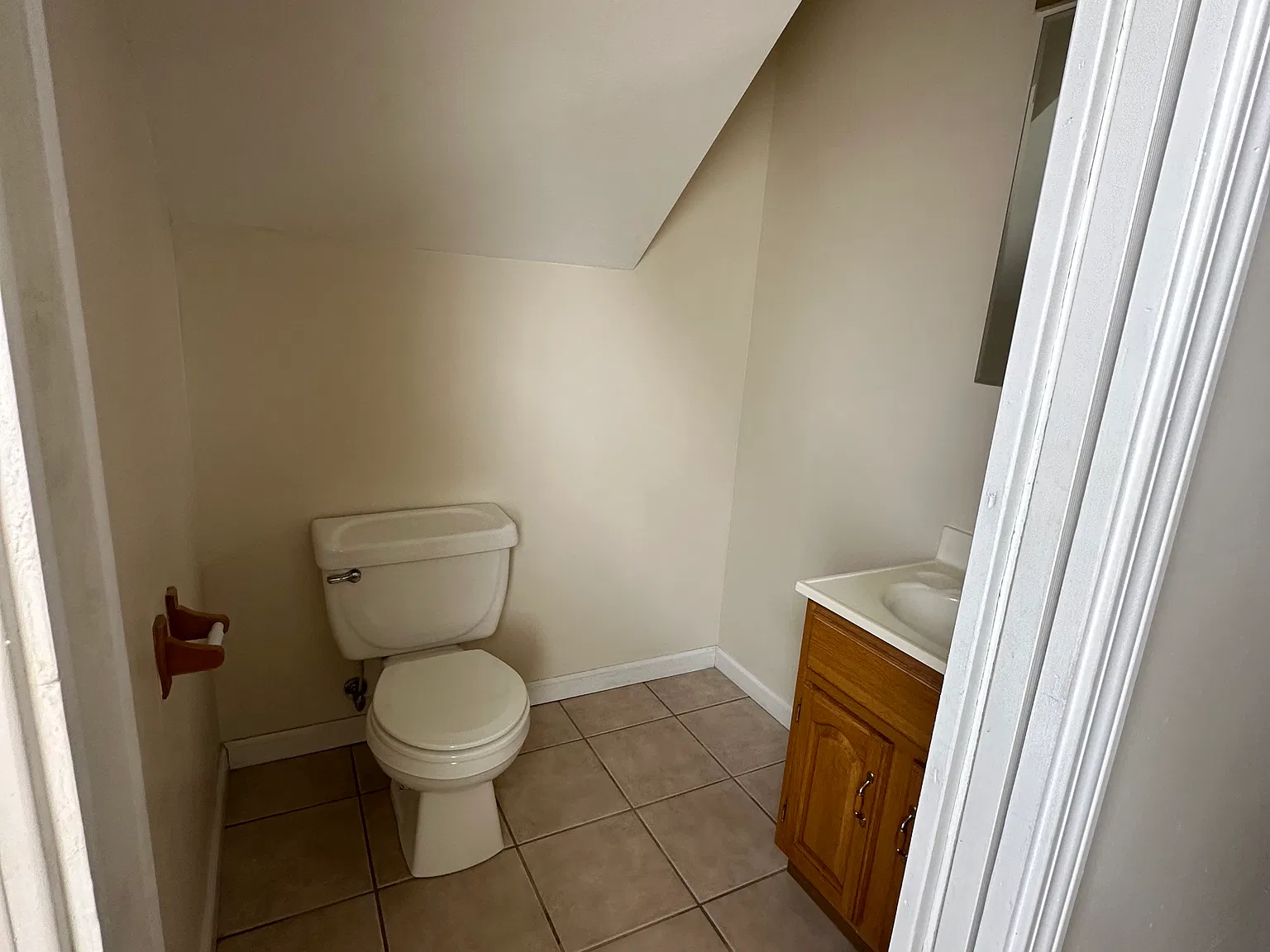 2 bed, 1.5 bath, $1,000 — Photo 4