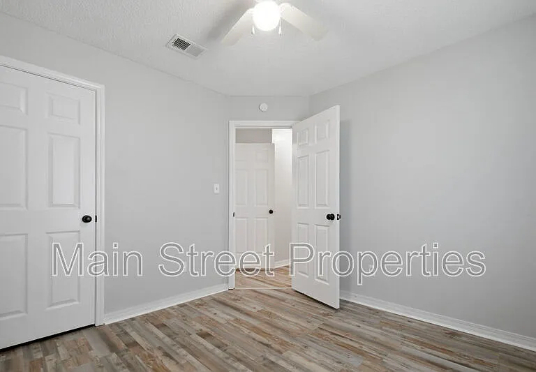 9075 Caribbean Dr — Photo 10