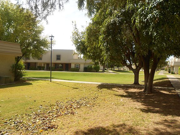 3rd image of 1045 W LODGE Drive