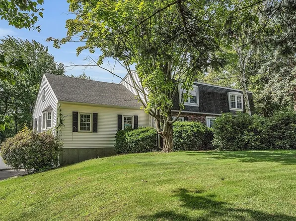 1024 Massachusetts Ave, Lunenburg, MA 01462
