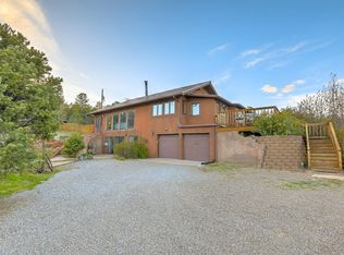76 Raven Rd, Tijeras, NM 87059