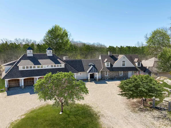 21/25 Winecellar Road, Durham, NH 03824