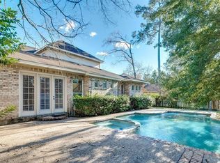 34 N Longsford Cir, Spring, TX 77382