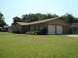 2nd image of 1041 W Cheryl Ave