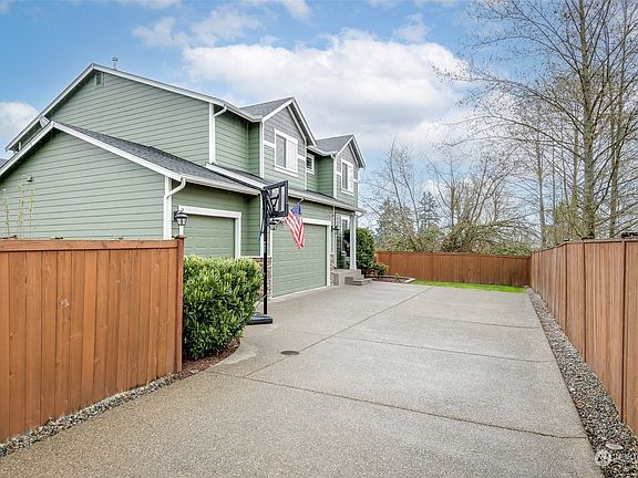 3rd image of 19521 26th Avenue Ct E