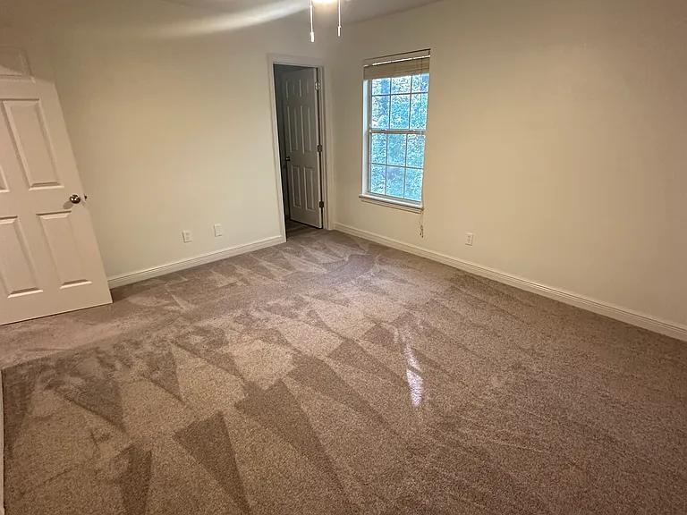 Very large Bedroom 2
