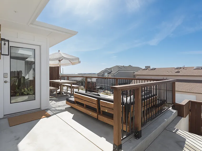 1842 S Pacific St #1842 — Photo 3