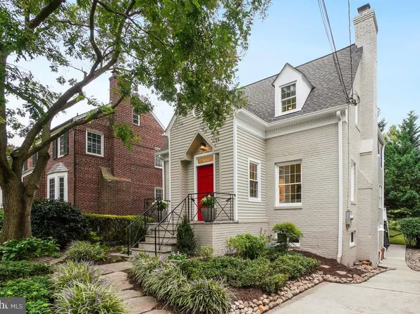 4512 Van Ness St NW, Washington, DC 20016