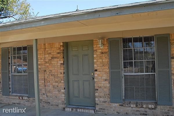 1st image of 22 Brittany Ct