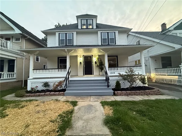 1244 Brockley Ave, Lakewood, OH 44107