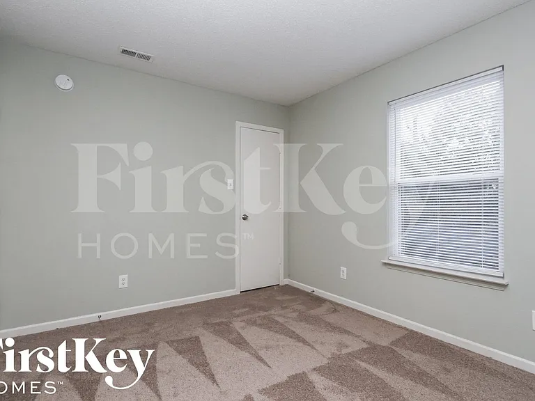 2934 Redland Ln — Photo 9