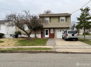 15B Fillmore Ave, Carteret, NJ 07008