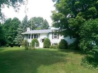 35 Skyview Meadows Ln, Granville, NY 12832